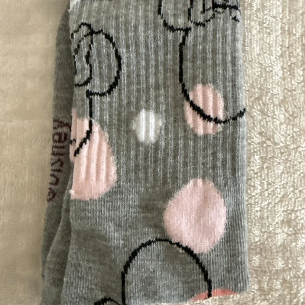 Disney Minnie Mouse Crew Socks (1 Pair) Size 9-13 New Gray & Pink